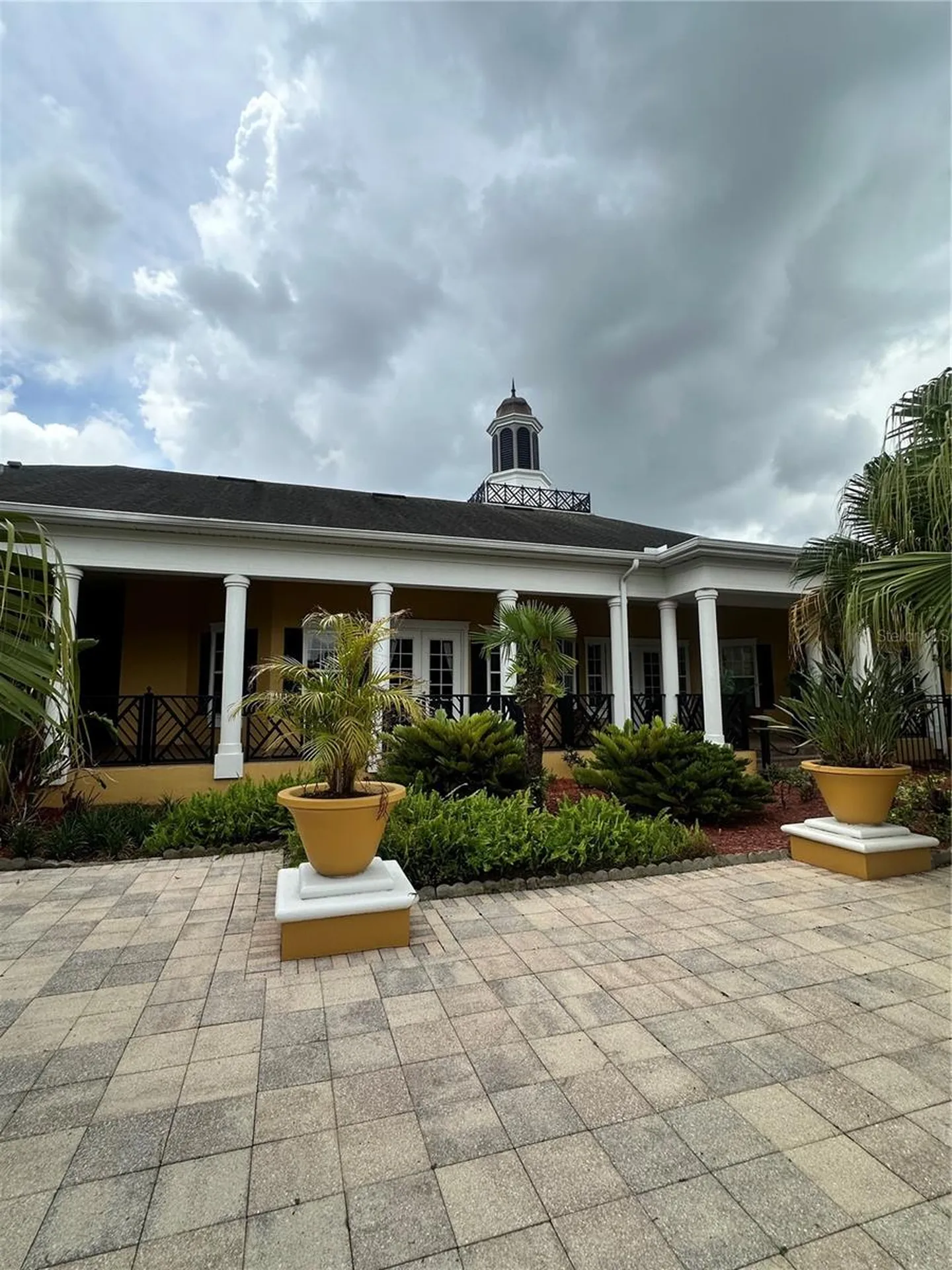 3713 Conroy Road Orlando FL 32839