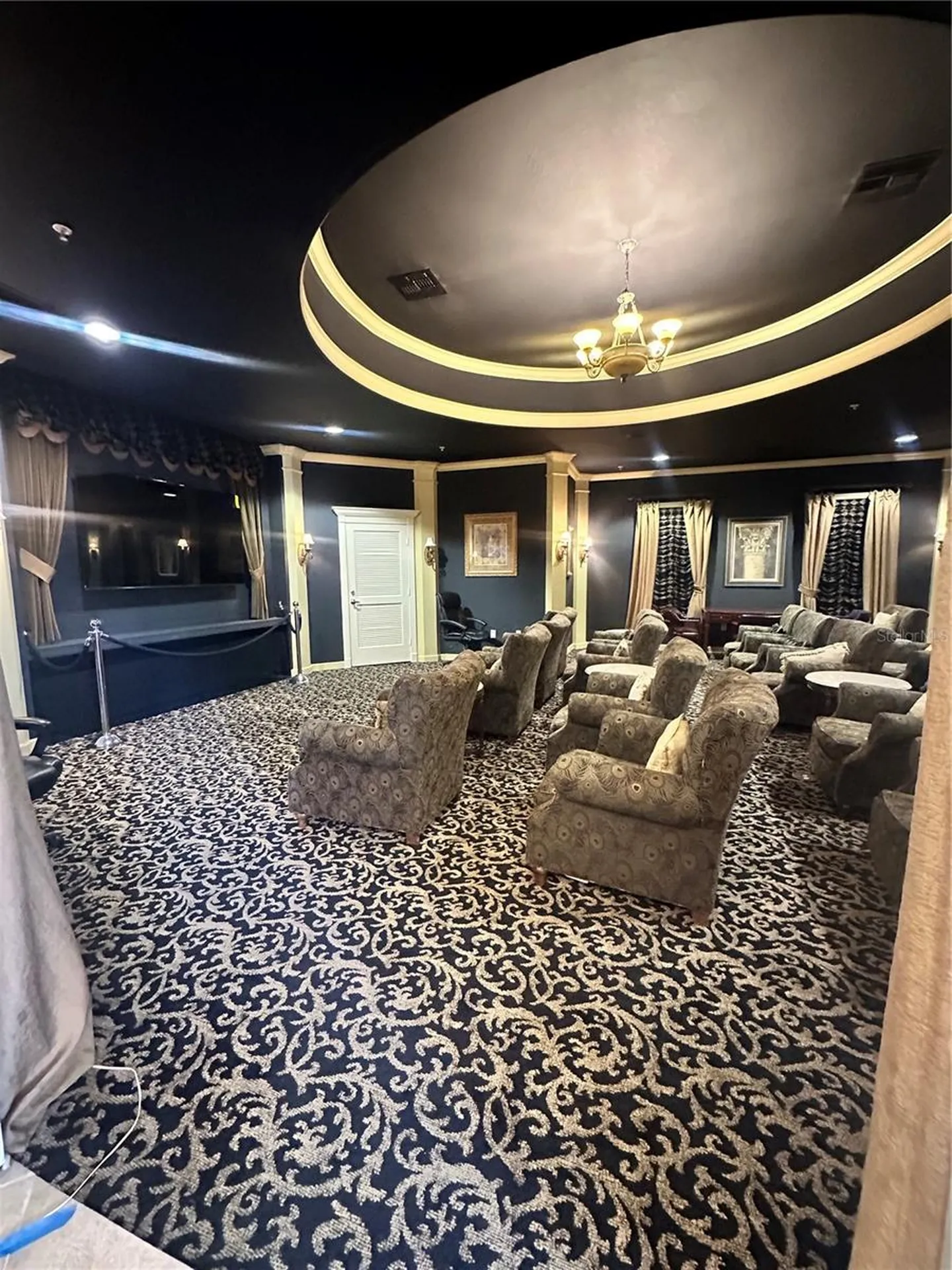 3713 Conroy Road Orlando FL 32839