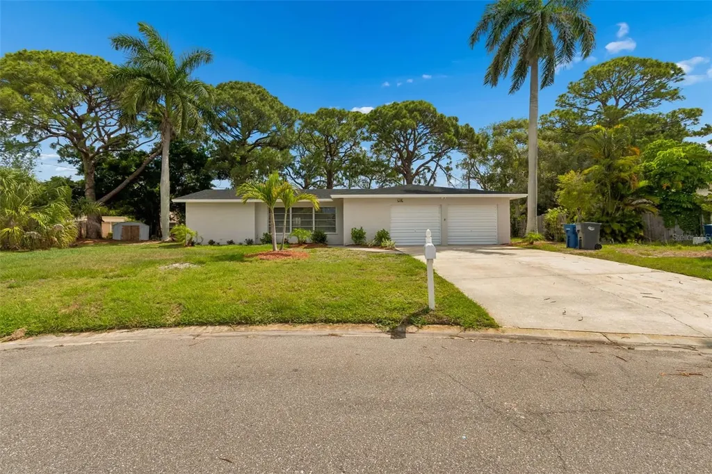 6116 7th Avenue Drive W Bradenton FL 34209