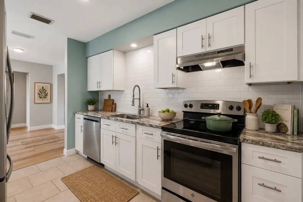 6116 7th Avenue Drive W Bradenton FL 34209