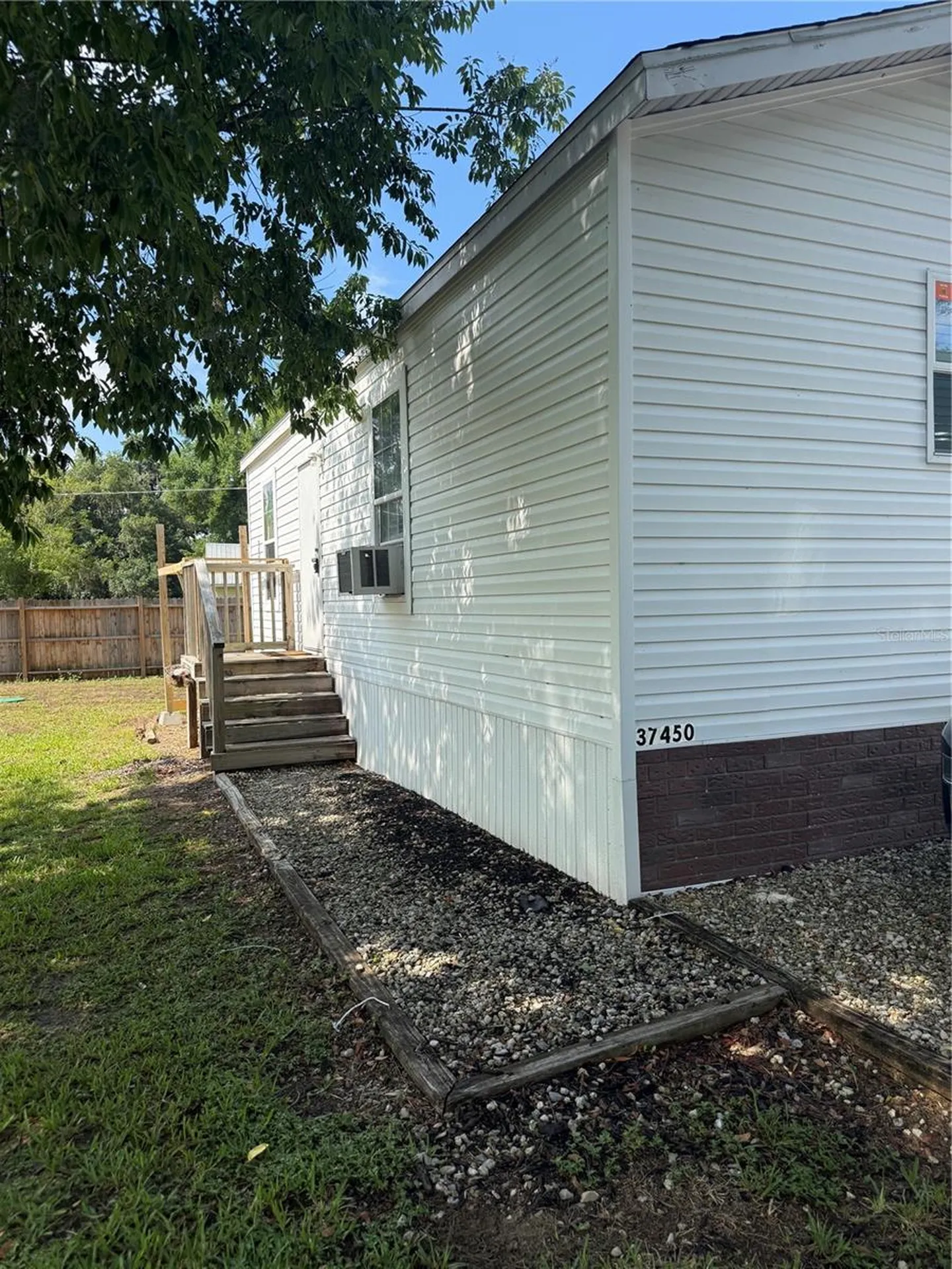 37412 Carringer Road Dade City FL 33523