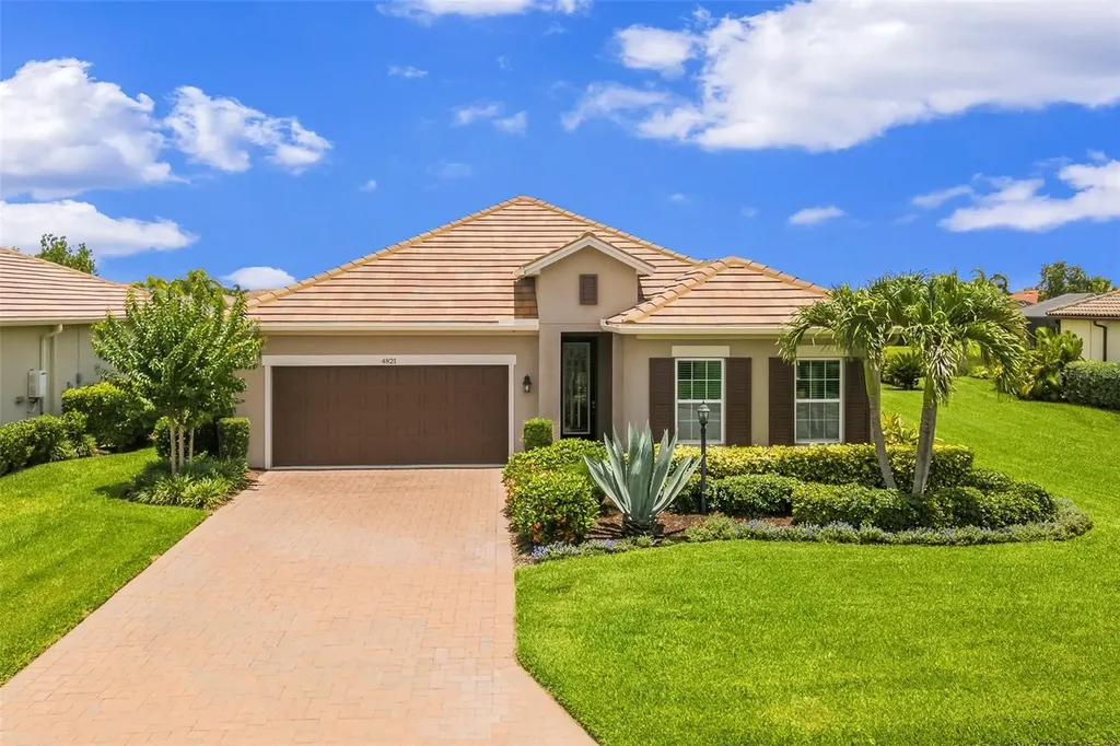 4821 Tobermory Way Bradenton FL 34211