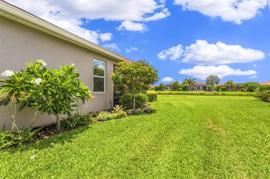 4821 Tobermory Way Bradenton FL 34211