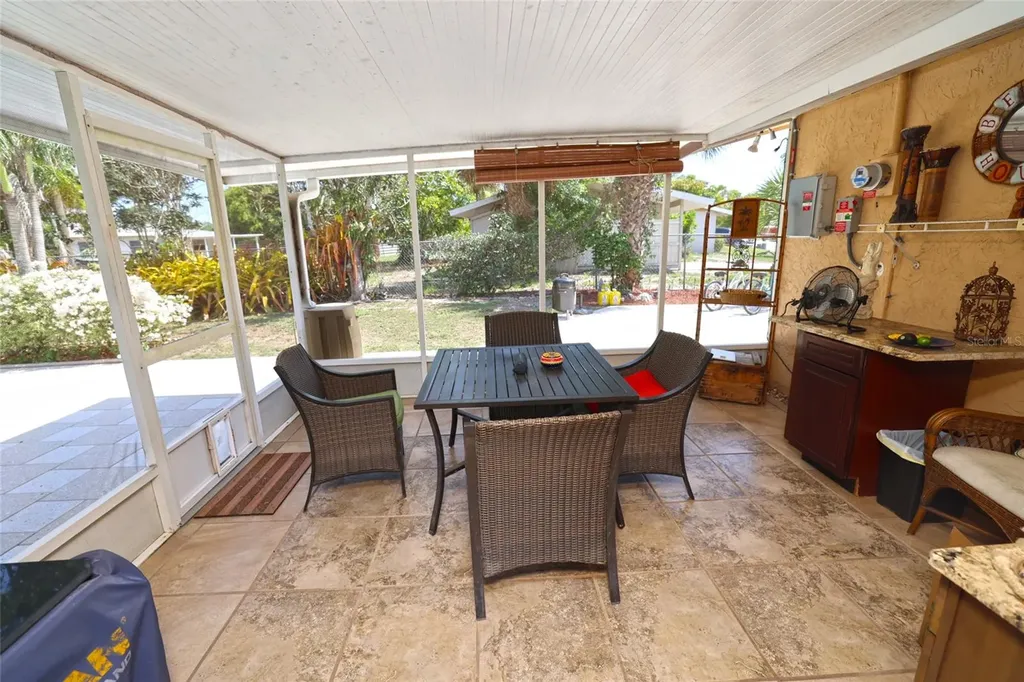 2609 Darwin Avenue Sarasota FL 34239