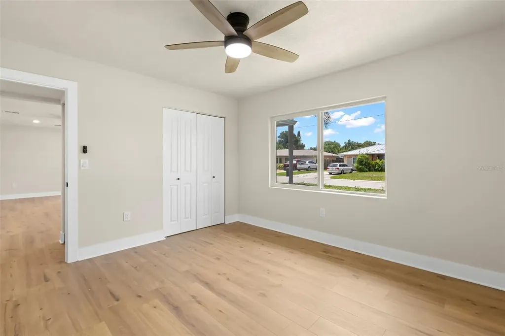5299 35th Avenue N St Petersburg FL 33710