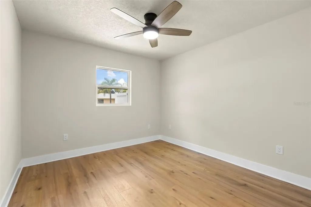 5299 35th Avenue N St Petersburg FL 33710