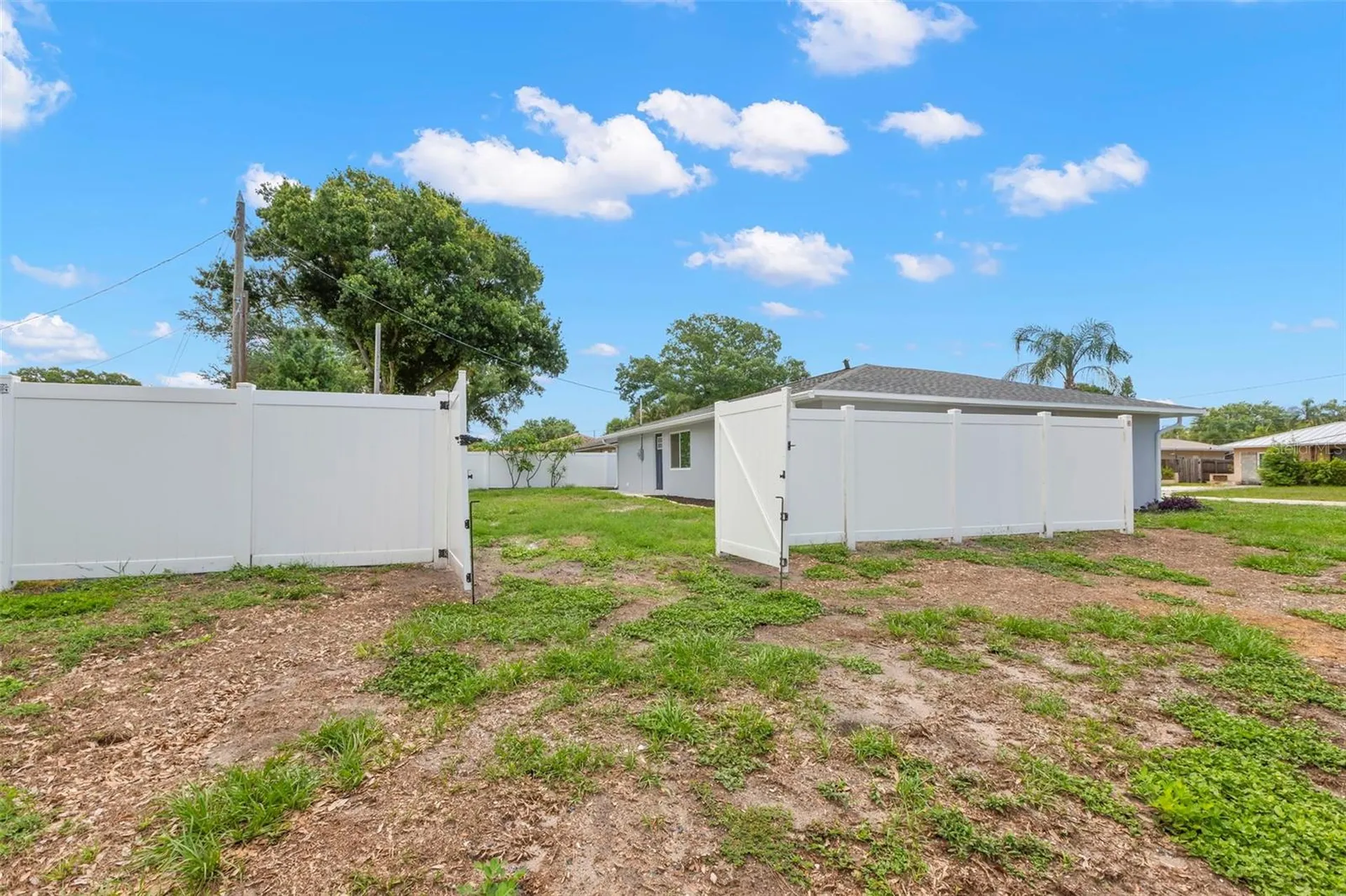 5299 35th Avenue N St Petersburg FL 33710