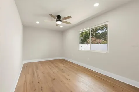 5299 35th Avenue N St Petersburg FL 33710