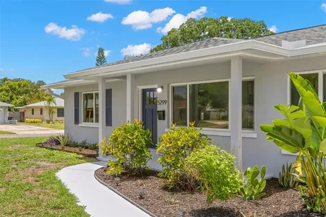 5299 35th Avenue N St Petersburg FL 33710
