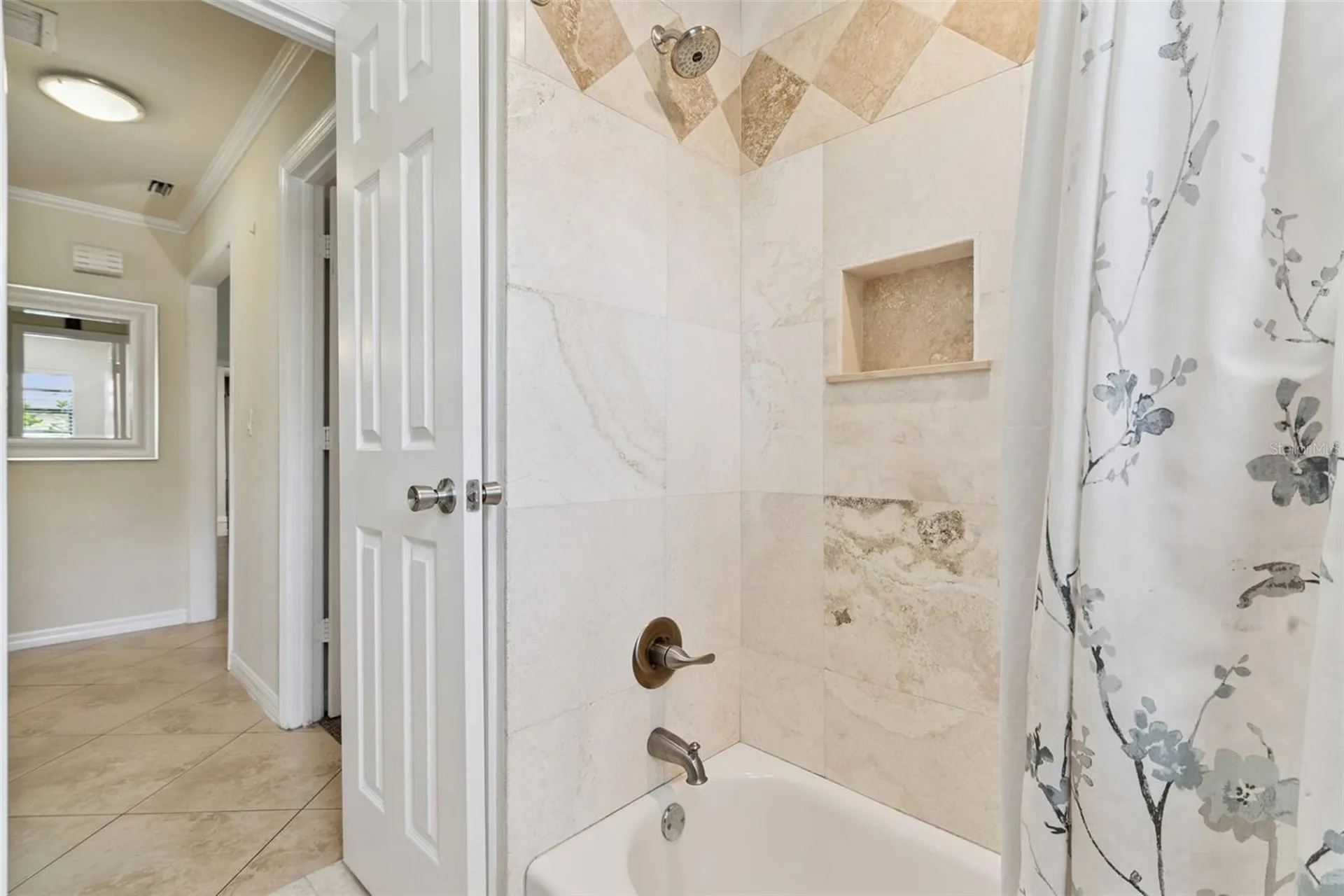 1250 Gran Paseo Drive Orlando FL 32825