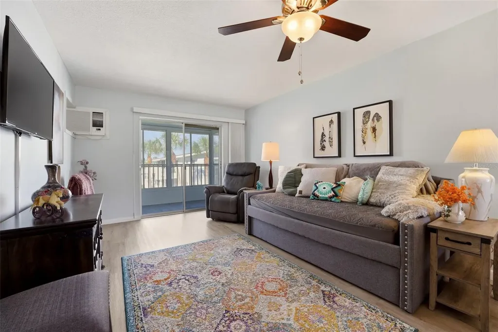 2545 Flamingo Boulevard Bradenton FL 34207