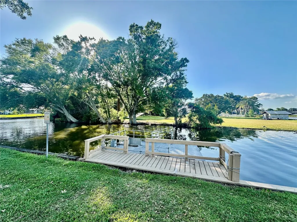 114 Jana Circle Auburndale FL 33823
