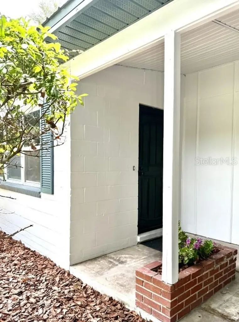 1507 NE 12th Terrace Gainesville FL 32601