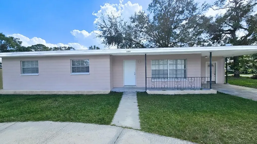 1508 W Hamilton Avenue Tampa FL 33604