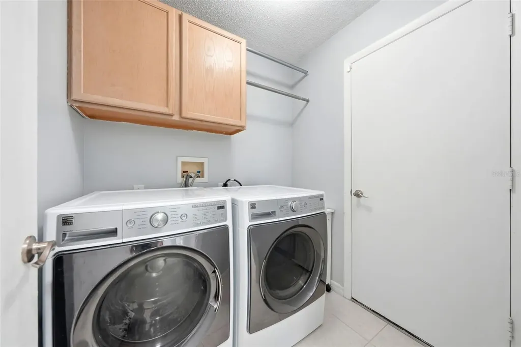 10048 Ian Street Orlando FL 32825