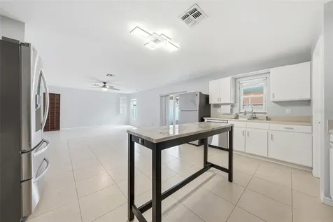 10048 Ian Street Orlando FL 32825