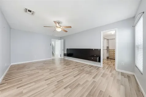 10048 Ian Street Orlando FL 32825