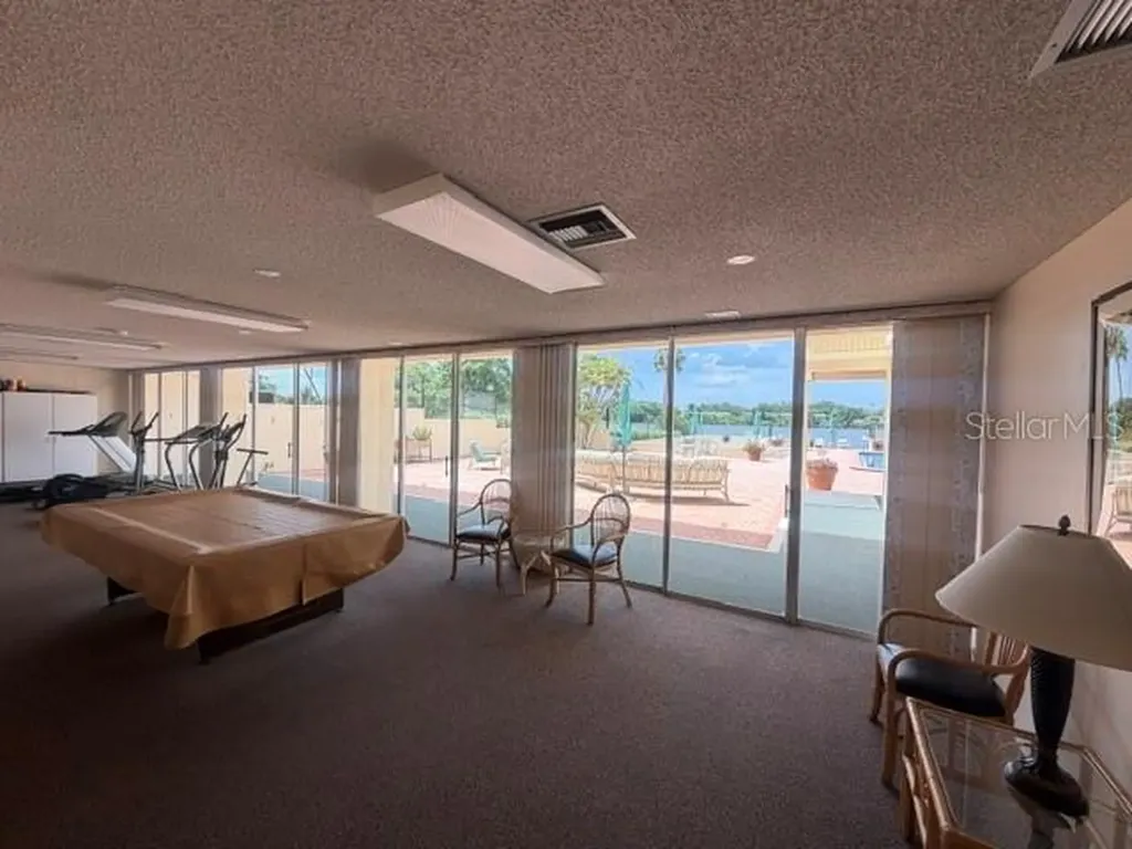 700 Mirror Terrace NW Winter Haven FL 33880