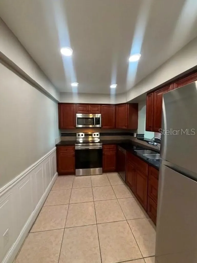700 Mirror Terrace NW Winter Haven FL 33880