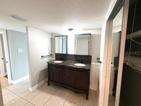 700 Mirror Terrace NW Winter Haven FL 33880