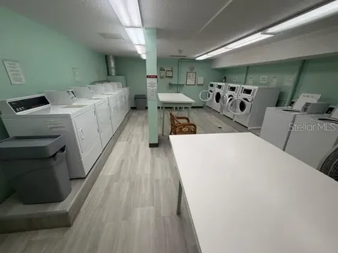 700 Mirror Terrace NW Winter Haven FL 33880