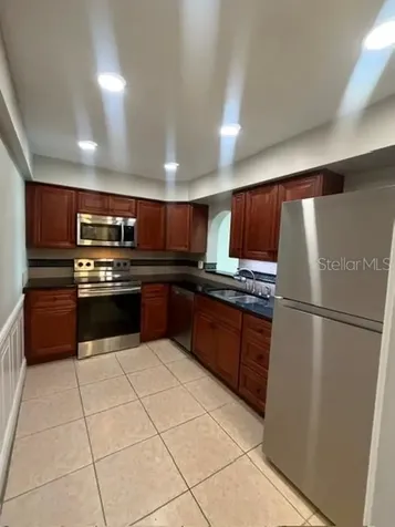 700 Mirror Terrace NW Winter Haven FL 33880