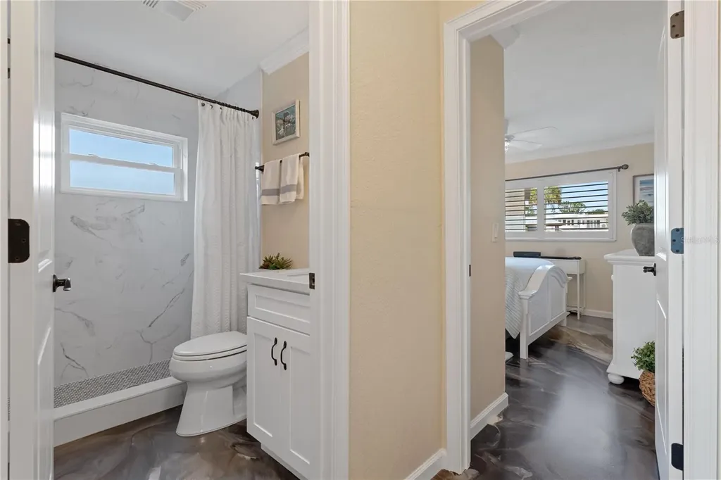 2221 N Kings Cove Point Crystal River FL 34429