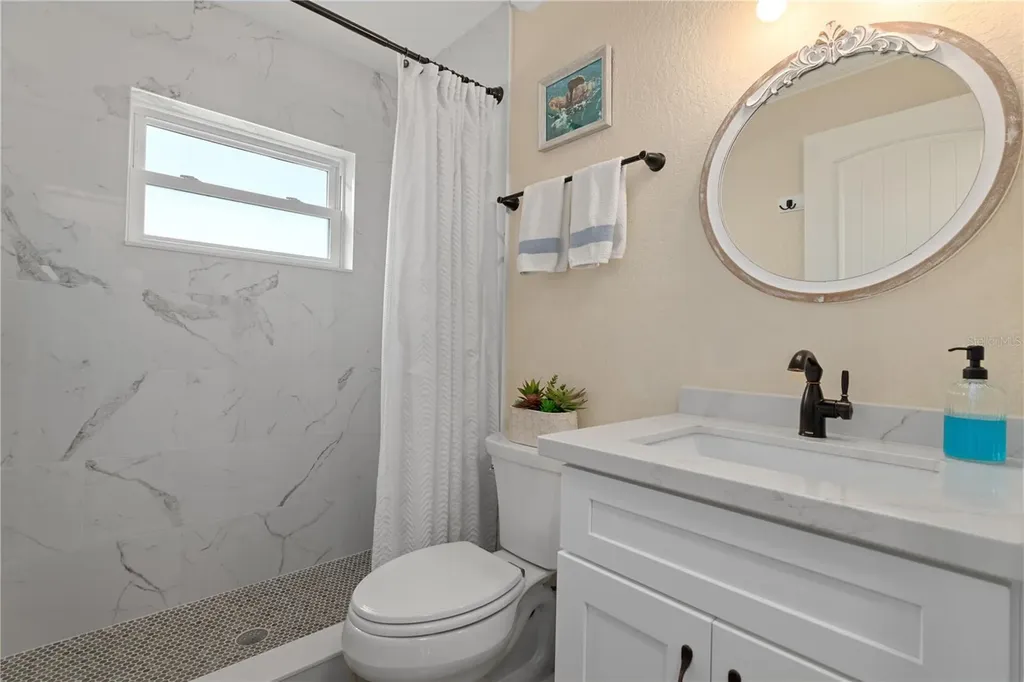2221 N Kings Cove Point Crystal River FL 34429
