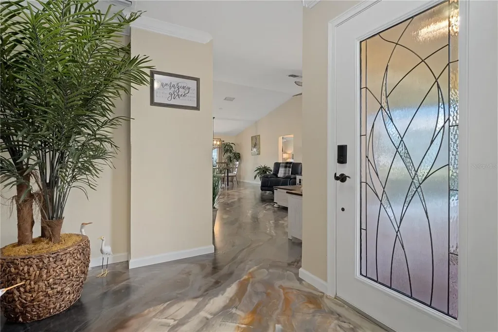 2221 N Kings Cove Point Crystal River FL 34429