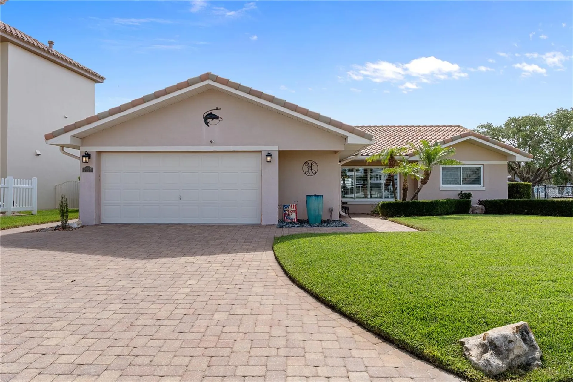 2221 N Kings Cove Point Crystal River FL 34429