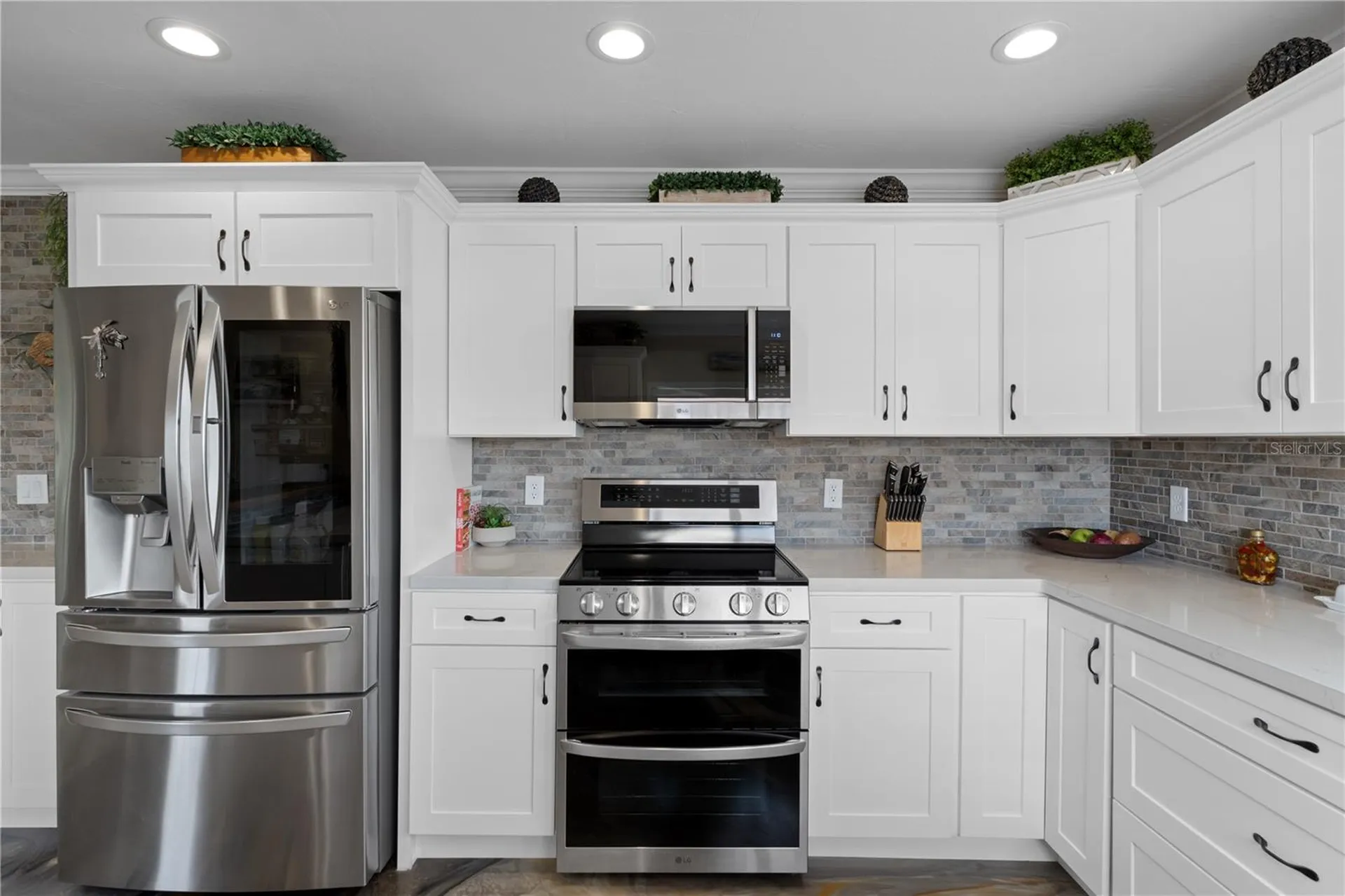 2221 N Kings Cove Point Crystal River FL 34429
