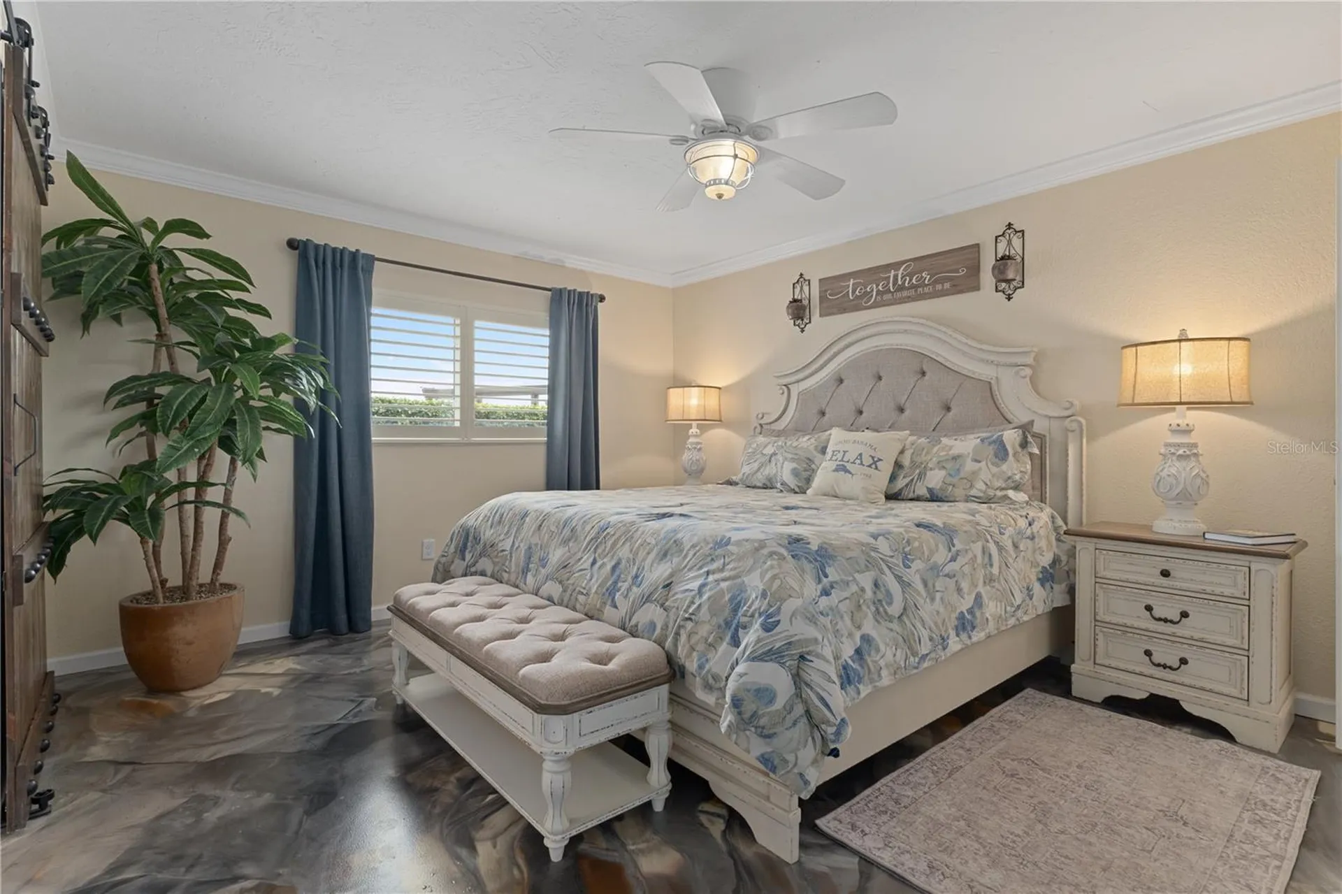 2221 N Kings Cove Point Crystal River FL 34429