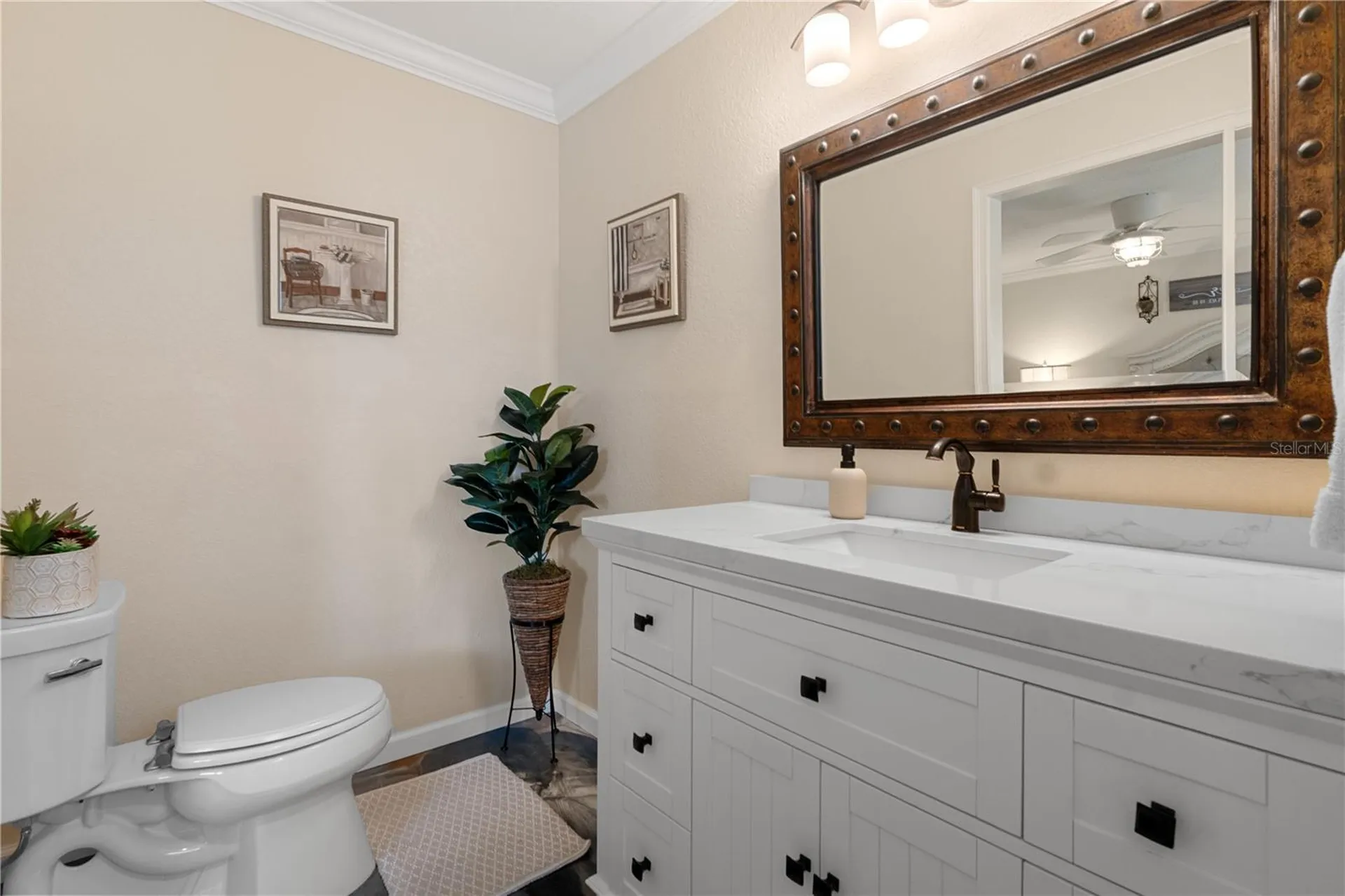 2221 N Kings Cove Point Crystal River FL 34429