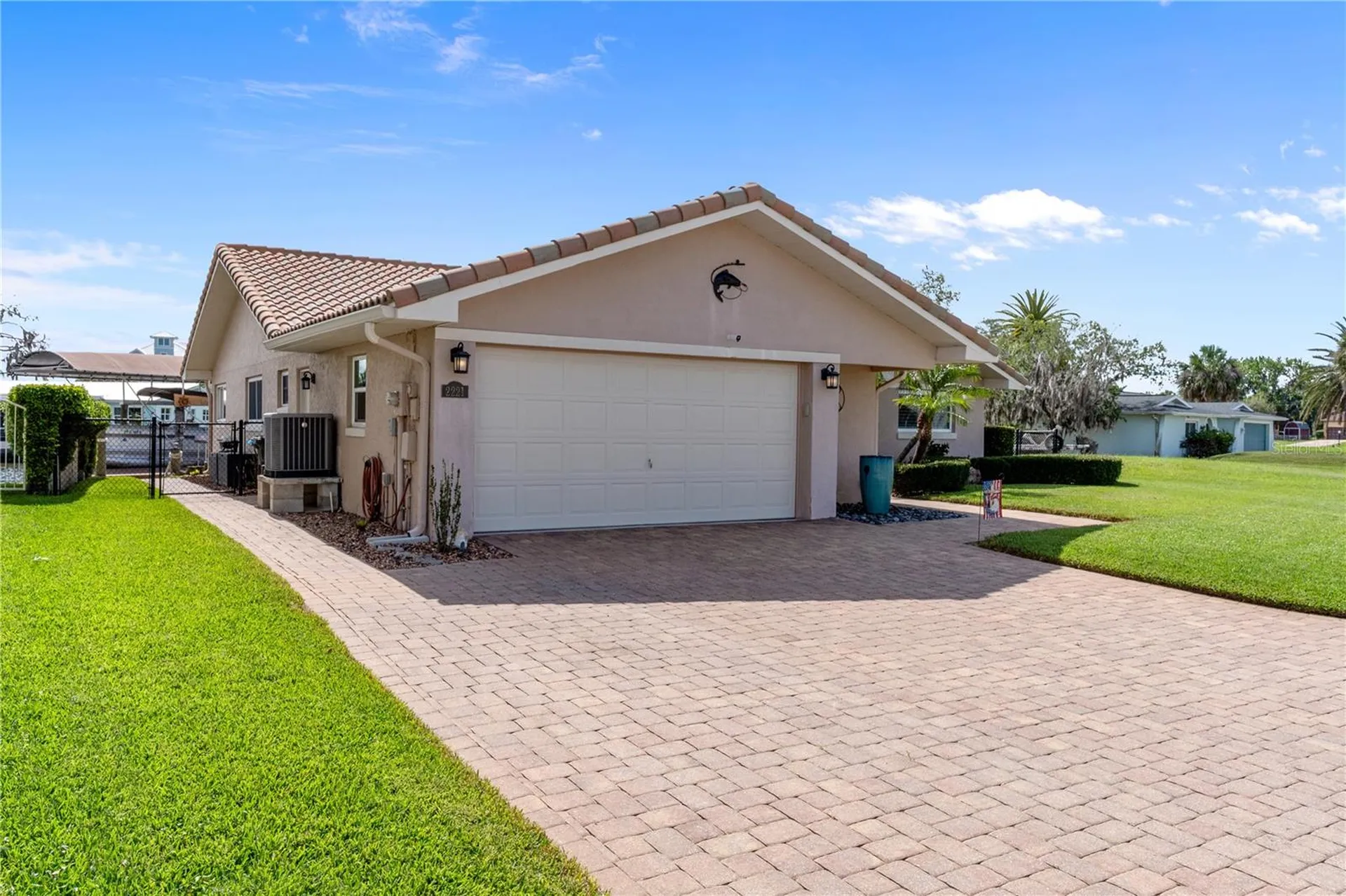 2221 N Kings Cove Point Crystal River FL 34429