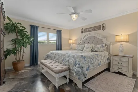 2221 N Kings Cove Point Crystal River FL 34429
