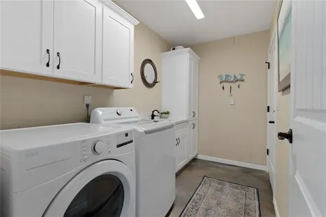 2221 N Kings Cove Point Crystal River FL 34429