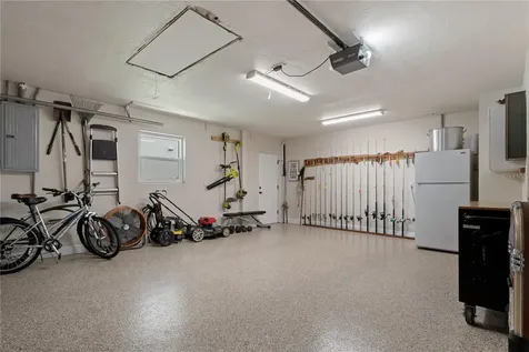 2221 N Kings Cove Point Crystal River FL 34429