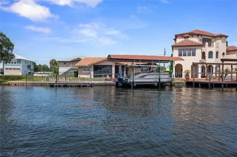 2221 N Kings Cove Point Crystal River FL 34429