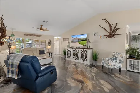 2221 N Kings Cove Point Crystal River FL 34429