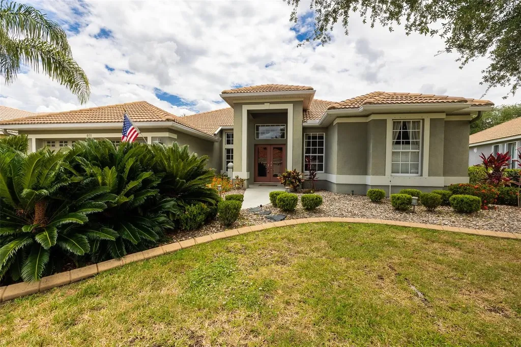 6171 Palomino Circle Bradenton FL 34201