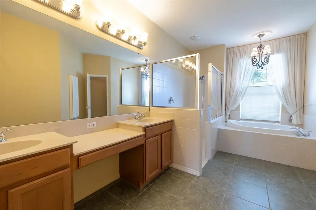 6171 Palomino Circle Bradenton FL 34201