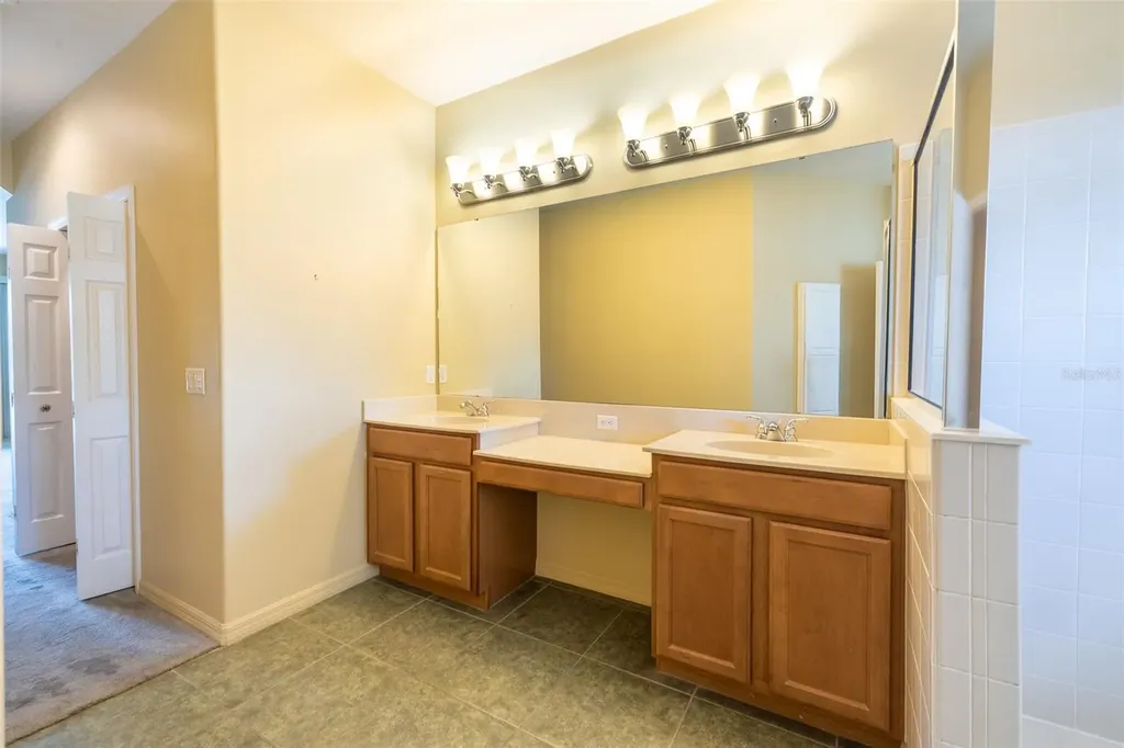 6171 Palomino Circle Bradenton FL 34201