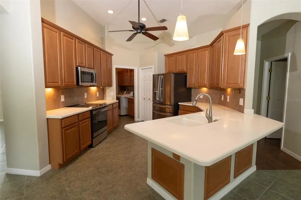 6171 Palomino Circle Bradenton FL 34201