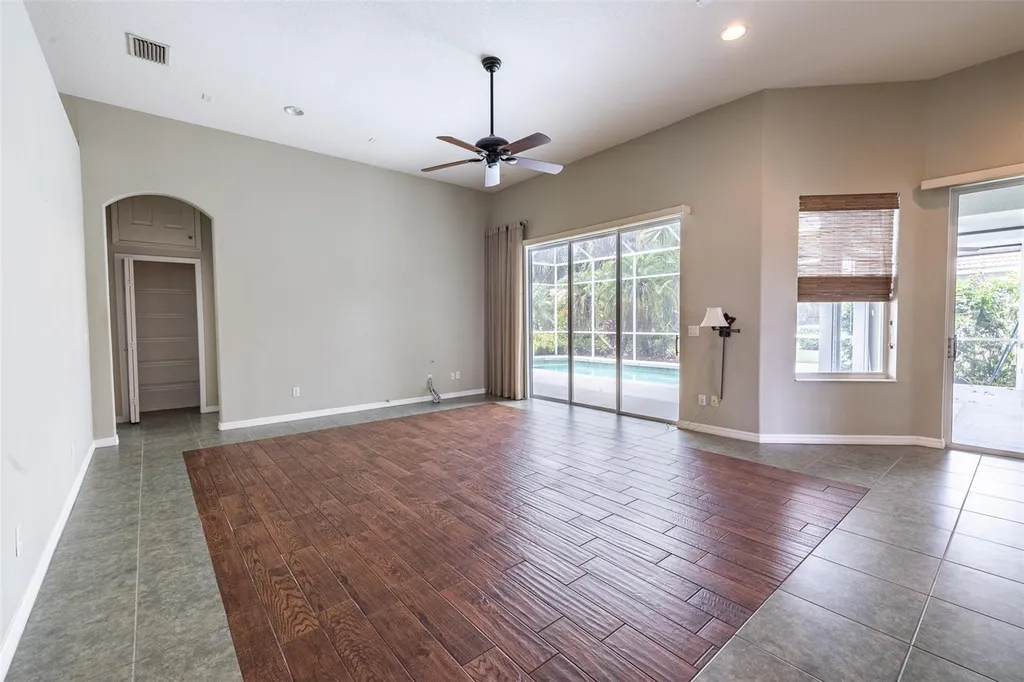 6171 Palomino Circle Bradenton FL 34201
