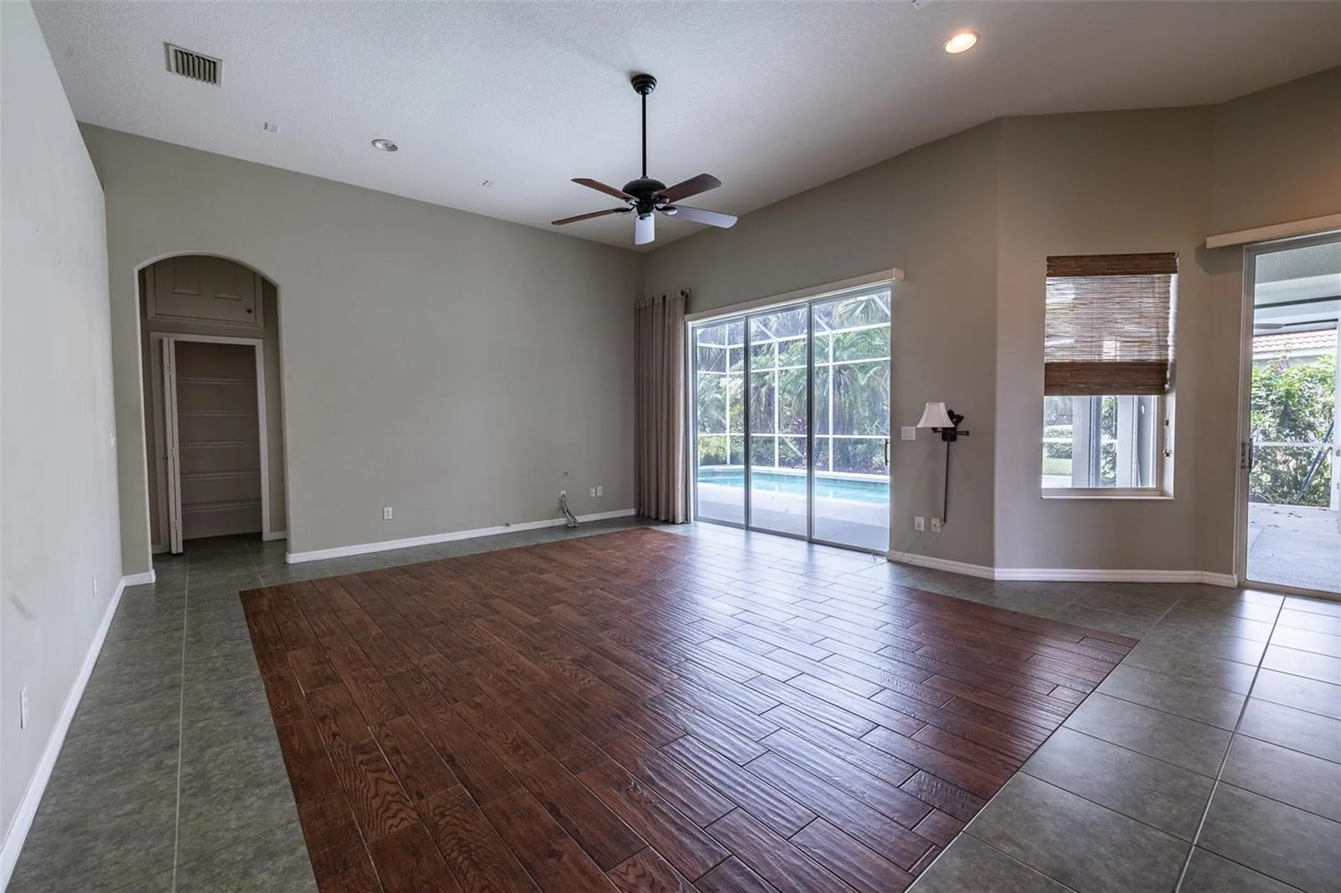 6171 Palomino Circle Bradenton FL 34201