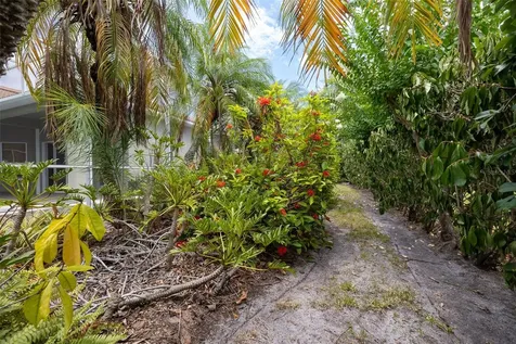 6171 Palomino Circle Bradenton FL 34201