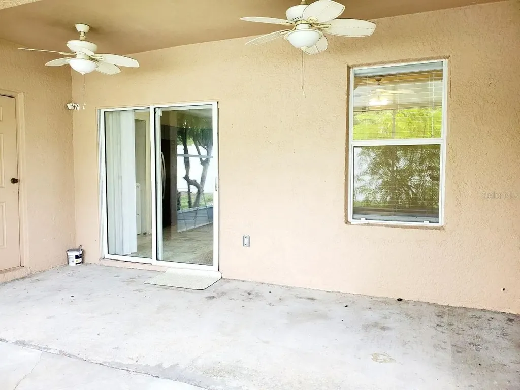 1513 Deer Tree Lane Brandon FL 33510