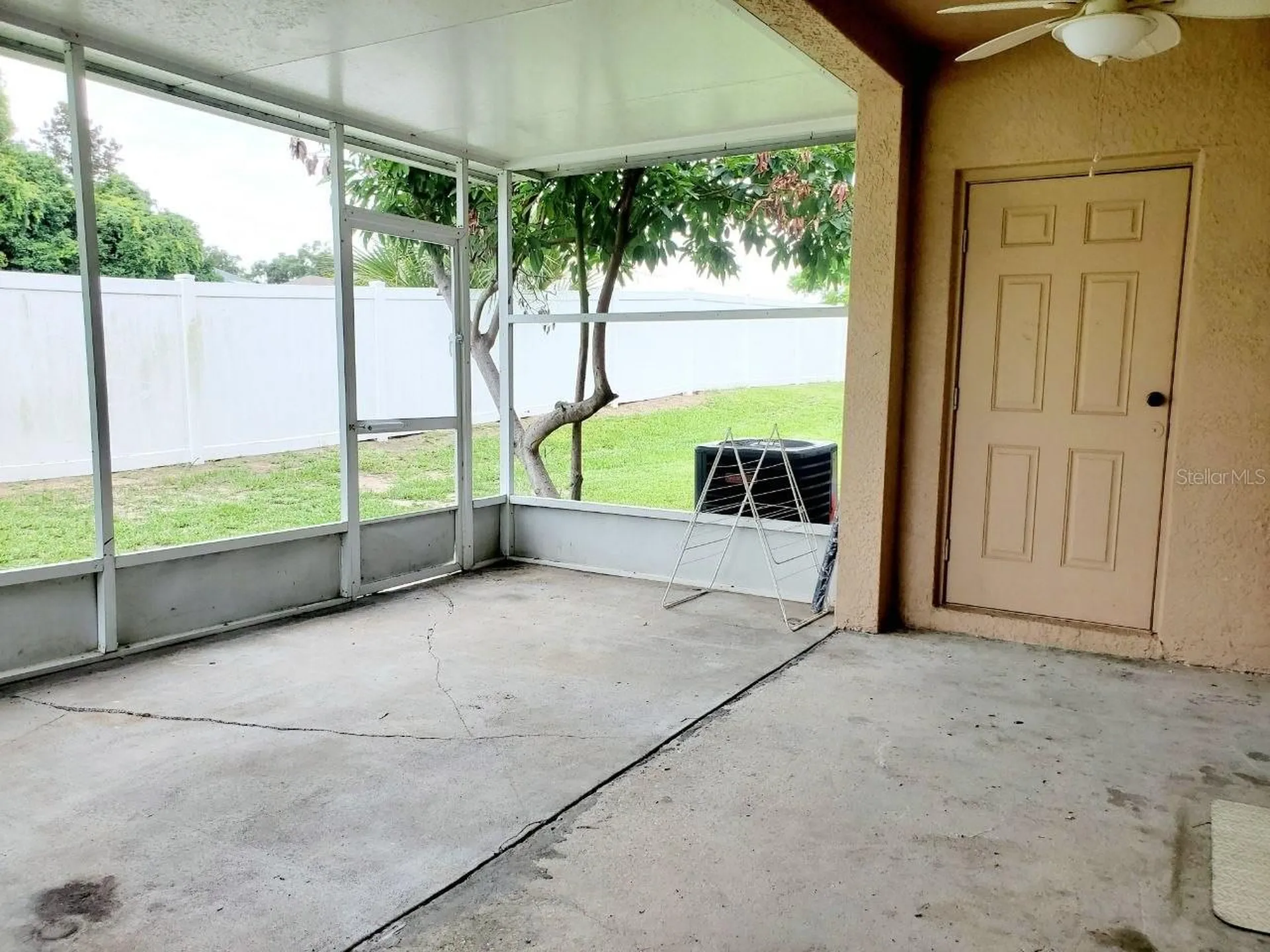 1513 Deer Tree Lane Brandon FL 33510