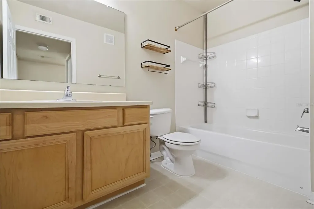 1015 Villagio Circle Sarasota FL 34237