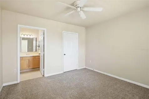 1015 Villagio Circle Sarasota FL 34237